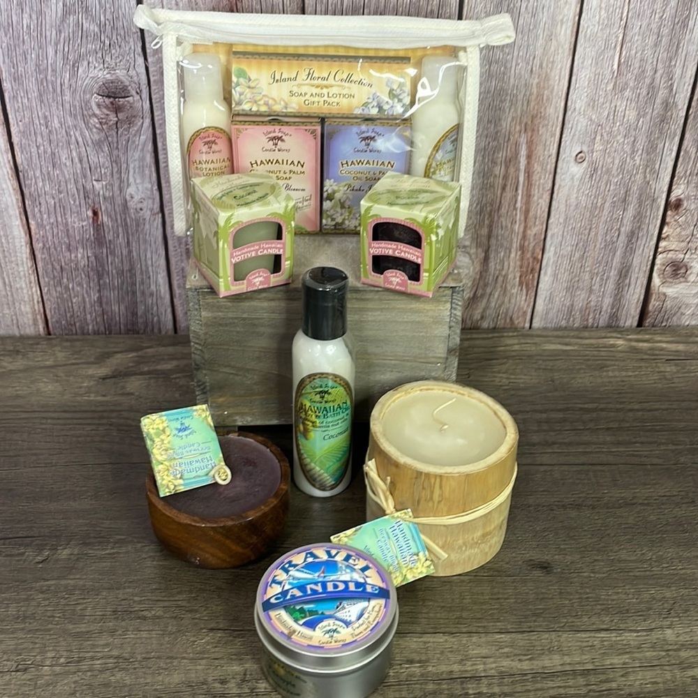 Island Soap and candle works gift set.​​​
